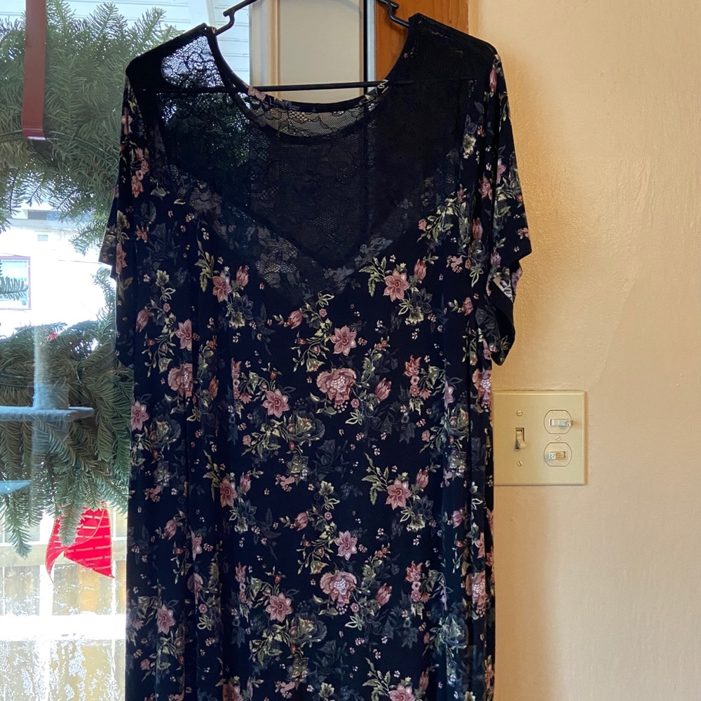 Floral Lace Blouse